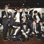 [CHEN] 자기 전엔 무엇을 봐야 하는가?