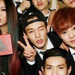 [CHEN] 벽반에 뜬금포긴한데 급궁금