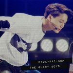 [카이] 헉..오늘도 그 바지 입었네...ㅜㅜㅜㅜㅜ