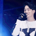 [카이] 옼밸리 노래하는 종인이 움짤