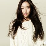 첫번째 이미지가 공개된 1ps(원피스)의 <b>윤서</b>