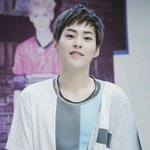 [시우민] 이 사진을 배경<b>화면</b>으로 하니까
