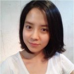 딱 비비정도 바른 송지효 피부 상태