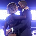 역시라는 소리 나오는 비욘세-<b>제이지</b> 부부 합동 공연