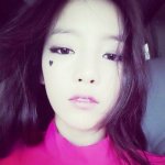 <b>도발</b>&amp;매혹적인 느낌의 女아이돌 눈빛셀카 모음