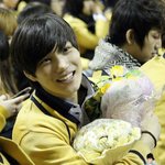 [<b>카이</b>] 김종인이 뭔가 품에 안을<b>때</b>.