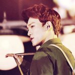 [CHEN] 종대의<b>옆선</b>