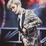 [카이] <b>도와</b>주ㅓ요인어들 ㅠㅠ