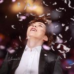 [시우민] 진짜 <b>이</b>사진은 <b>행복</b>해보여서 좋다~