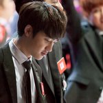 [도경수] <b>풍선</b>하나로도잘노는경쑤:)