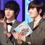 [댓글부탁] 가요계의 무능력자 남아이돌