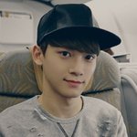[EXO] 애들아  원래 열여섯 열일곱이제일안이쁠때야?