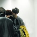 [세훈] 설렘주의 ) 귓속말 할때 <b>목덜미</b> 잡는 습관