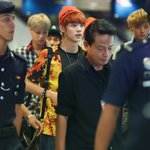 [EXO] 근데 왜 루한은 부자면서 옷을 그따구로 <b>입어</b>