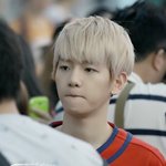 [백현] 백현이 모찌<b>볼살</b>짤들