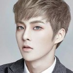 [시우민] <b>합성</b>짤들고잇는거 풉닏..다ㅎ..하..(털썩)