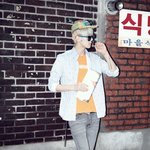 [EXO] 오세훈 <b>마을</b>식당앞에서