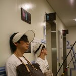 [유머] 여친을 기다리는 남친의 <b>자세</b>