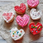 달달한 하트 모양의 컵<b>케익</b>들