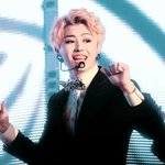 [블락비] <b>이슈</b>(닉언급미안..ㅜㅠㅜㅠ)