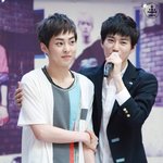 [시우민] 웅녀들아 나수녀인데 <b>놀러</b>옴 ㅎ