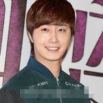 정일우 최근 <b>대딩</b> 돋는 패션