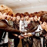 [EXO] ------여기서 나갈 수 없는 이유