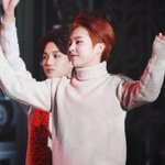 [시우민] 그냥 니트잖아,근데 왜 <b>왕자님</b>? 