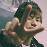 아이돌의 브이<b>윙크</b> 조련 포즈