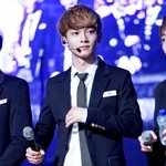 [EXO] 뜬금포 김종대 텀블러 짤 