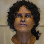 서기 2세기에 영국에 살았었던 어느 귀부인을 <b>복원</b>한 모습