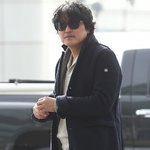 멋져서 놀라운 송강호 공항<b>패션</b>