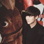 [EXO] 손잡은거 왜케 <b>기여움</b>~??ㅋ