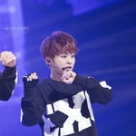 [시우민] 여기 <b>학생</b>웅녀 많구나!