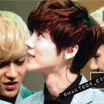 [EXO] 루한<b>옆</b><b>선</b> 쥬금..
