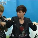 [EXO] <b>닭발</b>이 되는기라
