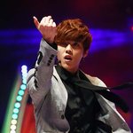 [루한] 어제 루한 착용한 벨트 