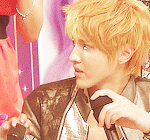 [크리스] 귀여운거에 약한 <b>희수</b>형ㅋㅋㅋ