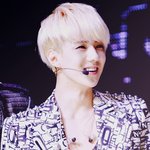 [세훈] 개인적으로 세훈<b>염색</b>그만했으면좋겠다.