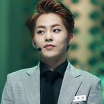 [시우민] <b>심장</b>부여잡고 들어와