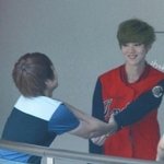 [시우민] 우민:엄마, 나 저거 사줘 <b>뽀로로</b>인형 아앙~