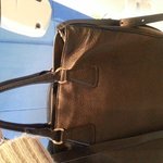 (사진첨부) <b>프라다</b>가방 불량인가요 제잘못인가요