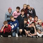 [EXO] 백현이 얼굴 짱<b>작음</b>