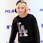부쩍 예뻐진 민 얼굴