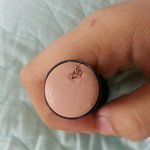 [도와주세요] +추가+  파운데이션에 유리조각 혹은 돌조각이 나왔어요