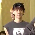 [백현] 백현이 <b>허리라인</b>보고 진짜 놀랬다..