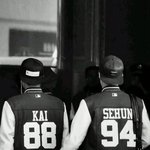 [EXO] 뒷모습도 잘생김