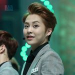 [시우민] 다들 <b>양말</b>부자 얼마대로했어?