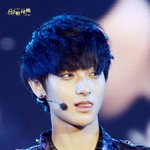 [EXO] <b>졸업</b>이 아닌데 왜 이렇게 바쁘죠