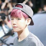 [백현] 뒤늦게 <b>러브송</b> 라이브에 빠짐